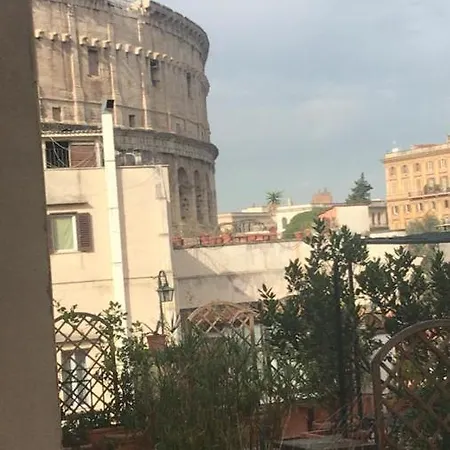 Colosseum Luil Apartman Róma