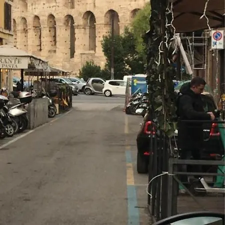 Colosseum Luil Róma